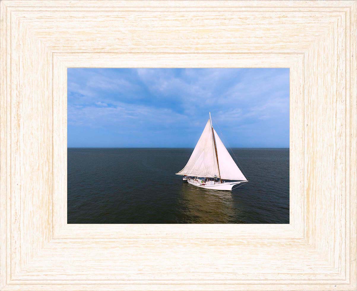 2023 Deal Island Skipjack Races - The Helen Virginia -- Digital Print