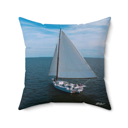 Spun Polyester Square Skipjack Pillow (Dee)