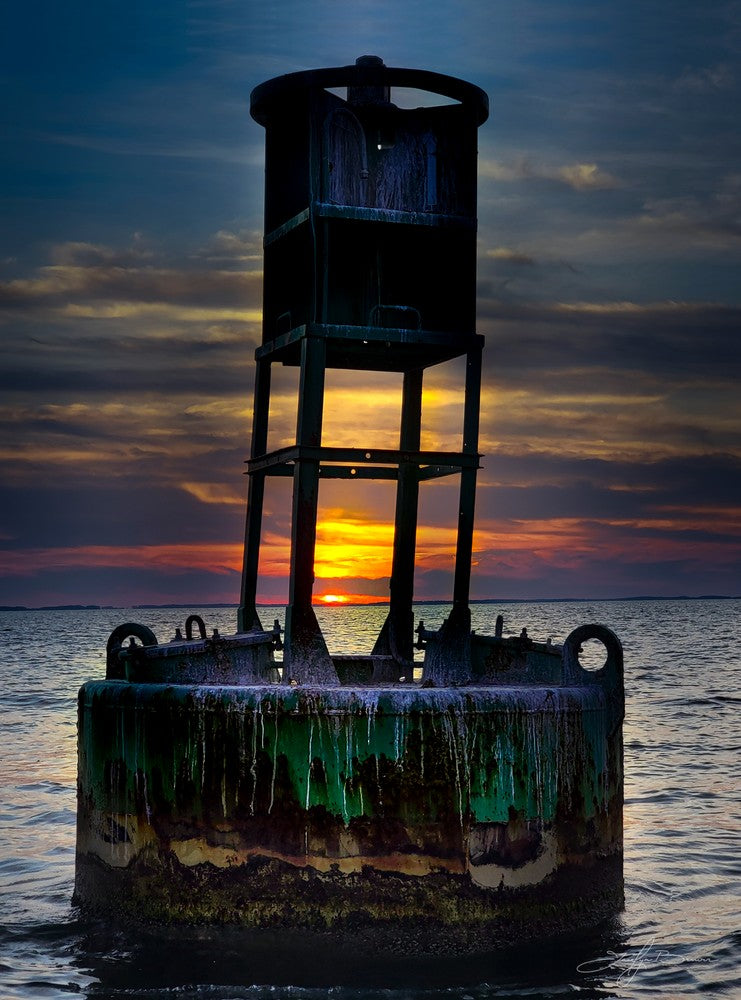 Grunge Buoy (Giclée Canvas)